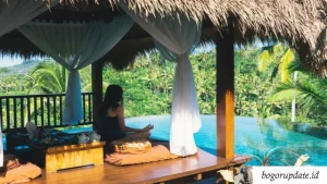 Bangun Gazebo di Rumah