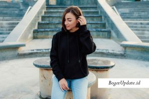 Rekomendasi Hoodie Perempuan